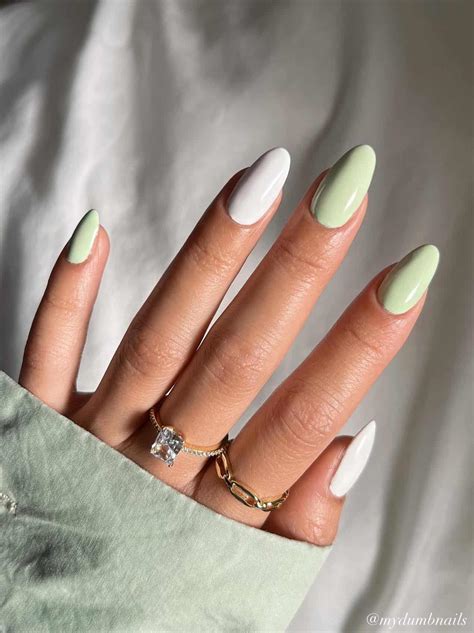 mint green nail paint 1