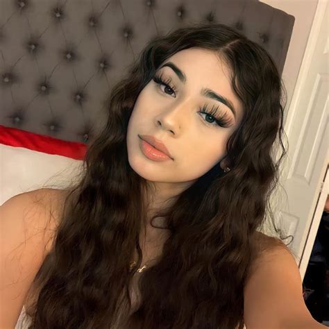 lesgyi   baddie hairstyles latina baddie hairstyles cute