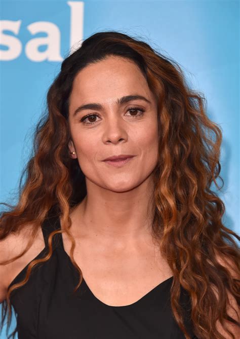 Alice Braga Net Worth - Wiki, Age, Weight and Height, Relationships