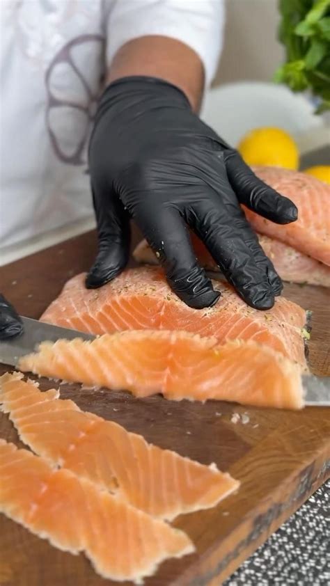 Невероятно вкусная малосольная форель (гравлакс) | Fish recipes ...