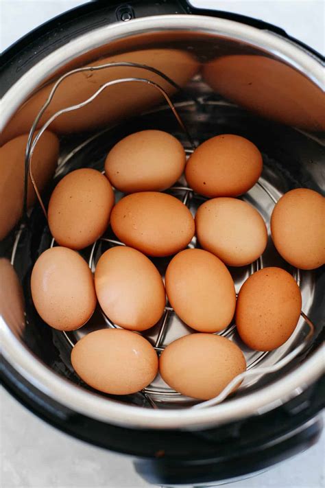 how to boil eggs for easy peeling 3