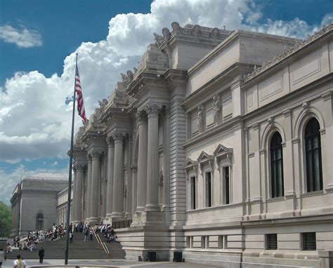 Metropolitan Museum of Art - SMARTTRAVELERS