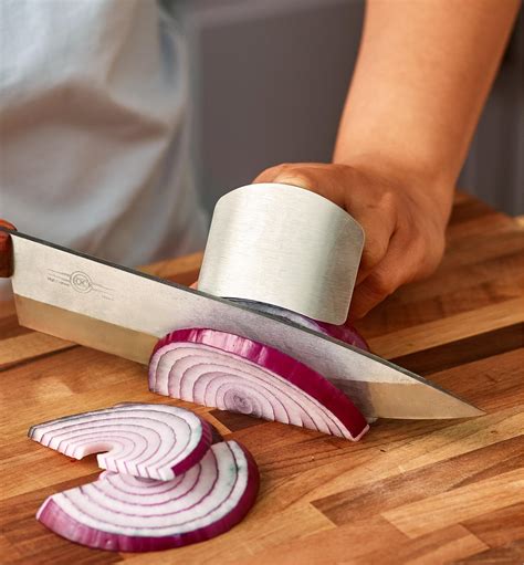 Chop-Safe Finger Guard - Lee Valley Tools