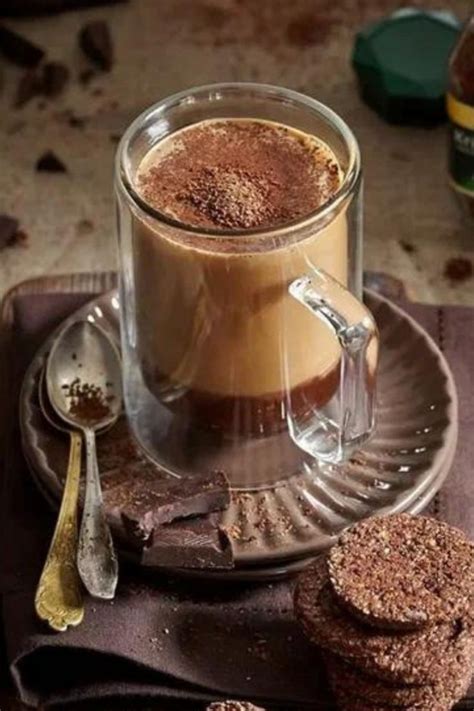 Шоколадный кофе-приятный согревающий осенний напиток | Buongiorno caffè ...