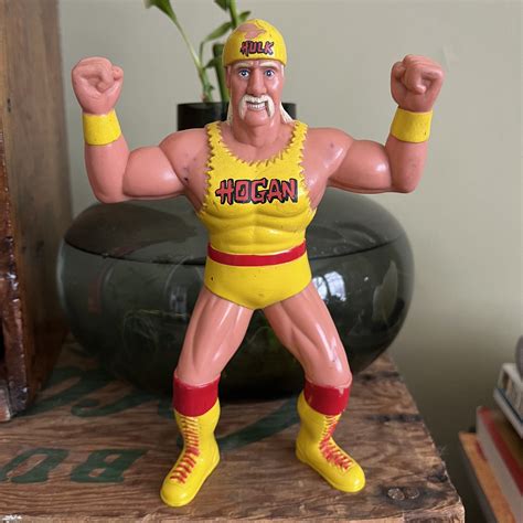 Vintage 1994 WCW Hulk Hogan Pro Wrestling Figure - Etsy