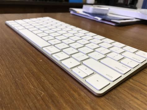 Apple Magic Keyboard Review – Kicking & Streaming
