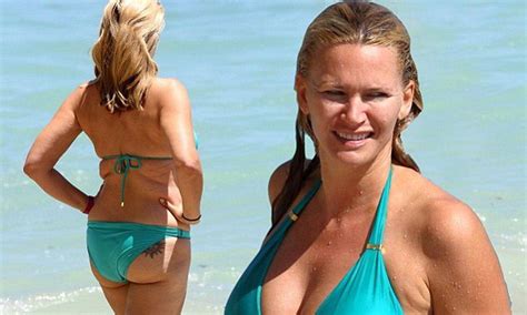 natasha henstridge net worth 2021