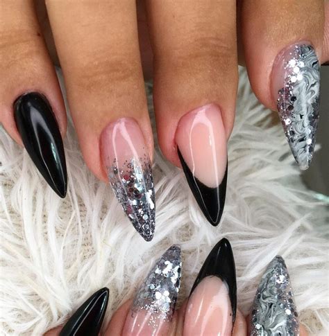 Unhas Encapsuladas