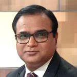 neeraj bajpai cnbc tv anchors tv business news anchors