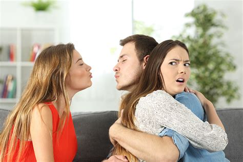 Relacionamento Monogâmico - Por que você precisa definir a monogamia em seu relacionamento exclusivo