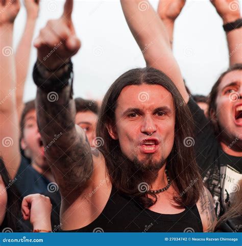 Fans at Linkin Park Concert Editorial Photography - Image of guitarist