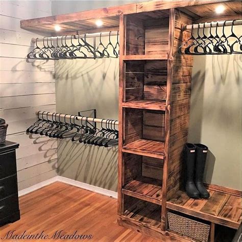 Wood Pallet Wardrobe Ideas – Pallet Wood Projects