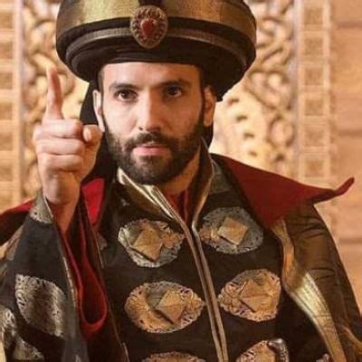 Marwan Kenzari Wiki, Age, Bio, Height, Wife, Career, and Salary