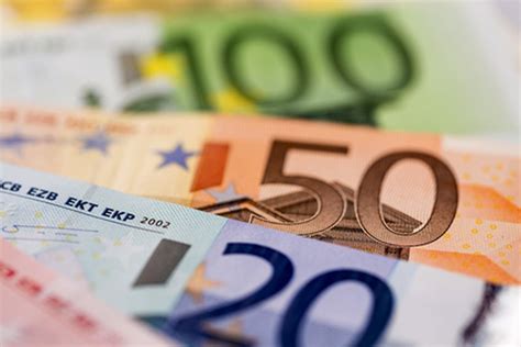 Provision - Definition, Bedeutung, Beispiele und Höhe