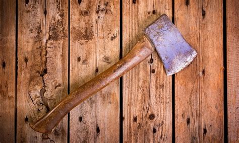 How To Choose An Axe: The Essential Buyers Guide
