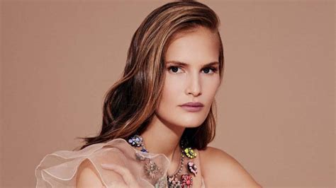 Відома українська модель Алла Костромічева порадувала шанувальників ...