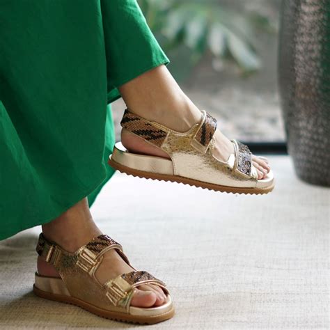 Cláudia Cruz Calçados Estilo de Calçar