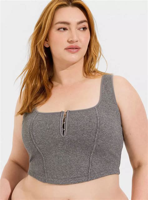 Why the torrid online experience is surprisingly seamless 6