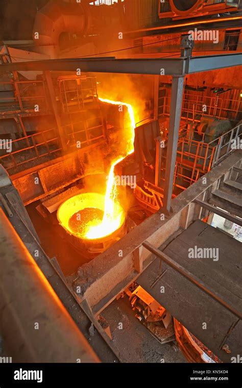 pouring molten steel Stock Photo - Alamy