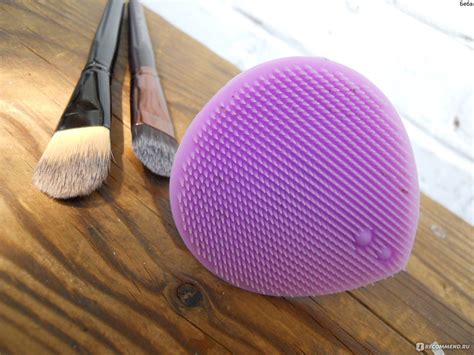 Щеточка силиконовая для умывания Watsons Silicon Facial Cleansing Pad ...