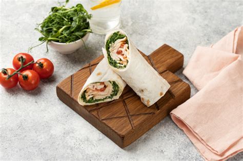 Готовая кулинария оптом, купить готовые салаты оптом, готовые сэндвичи ...