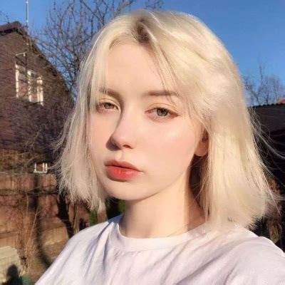 抖音网图流行女头 高清流行又好看的女网图头像_女生头像_美头网