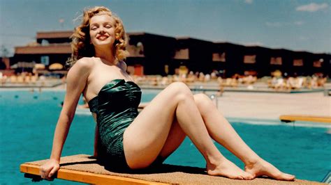 Marilyn Monroe Style, Clothes, Outfits and Fashion • CelebMafia