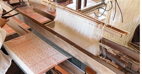 types  textile weaving looms sewguide