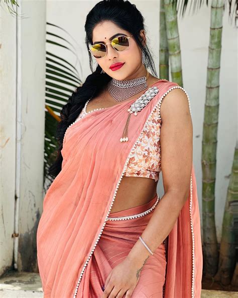Hot & Beautiful Actresses Aunties on Twitter: "RT @igtamil: Sizzling