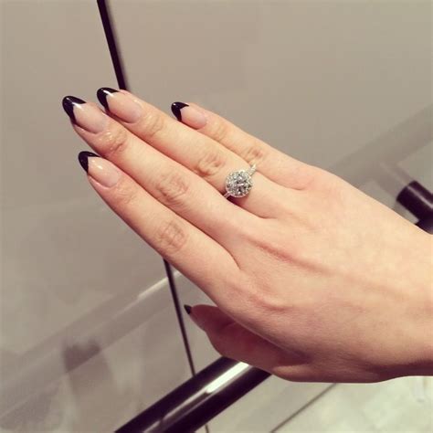 This is a chic and sexy design I saw on the Victoria's Secret Pinterest ...