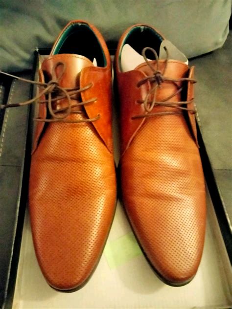 burton shoes size   archway london gumtree