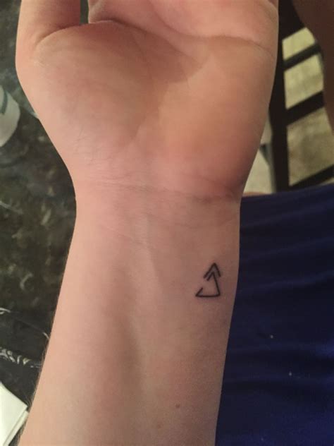 150+ Powerful Small Tattoo Designs With Meaning – Feminatalk