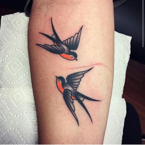 american traditional swallow tattoo