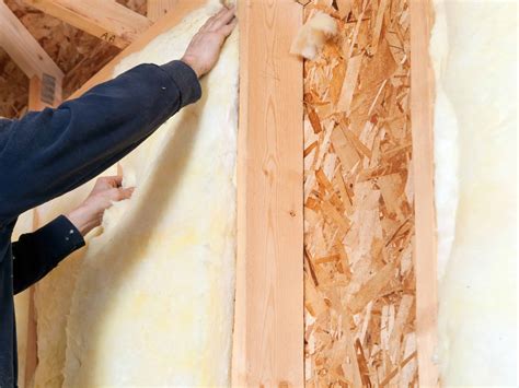 How Far Apart Are Studs? – A Guide To Finding Studs - Archute