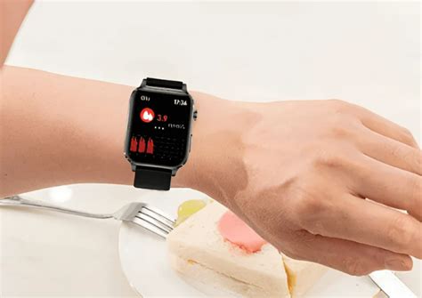 Smartwatches, Smart Rings Marketed to Measure Blood Sugar
