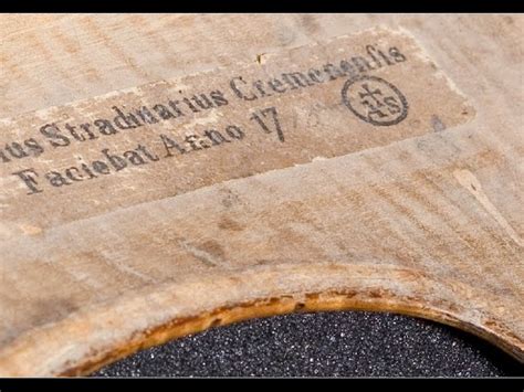 Stradivarius Violin Label