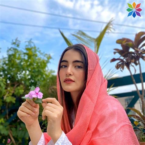 200+ Mother Daughter Captions For Instagram to Celebrate Love - Captionio