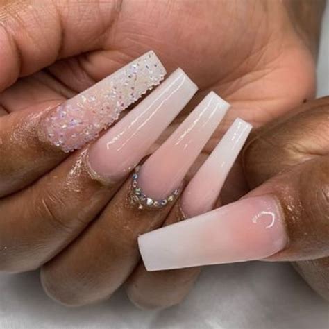 French Ombré Nails Are a Romantic Twist on the Classic Manicure — See