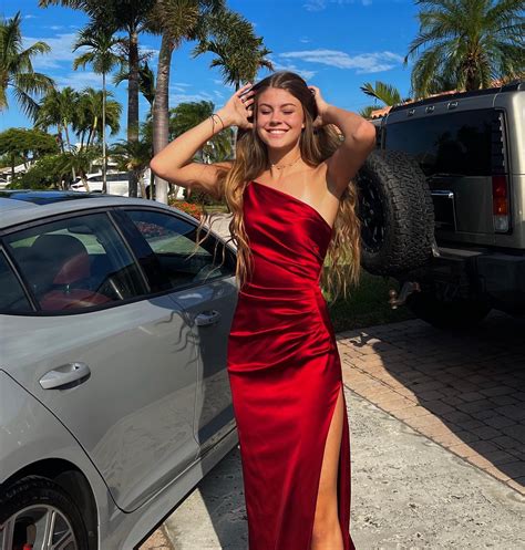 brooke (@brooke__sinclair) • Instagram photos and videos