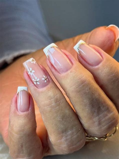 Francesinha Unhas Decoradas 2022 Delicadas - Unhas Decoradas com Francesinha: 97 Ideias Incríveis e Modernas para ...
