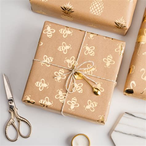 Bees Gift Wrap Paper Flat Sheet 6pcs/Roll Gold Foil – WrapaholicGifts