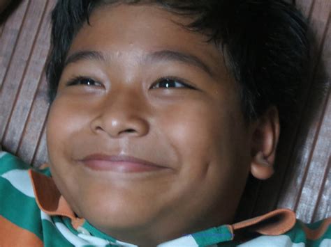 sudut pandang cantik   lesung pipit