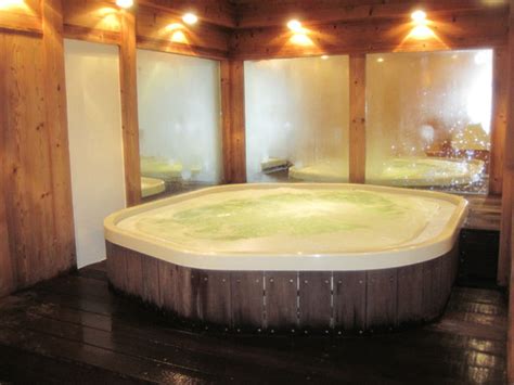 Jacuzzi Free Stock Photo - Public Domain Pictures