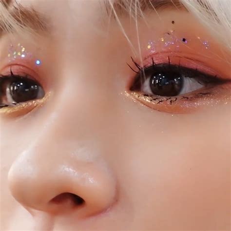 pin  caroline knaip     ethereal makeup eye makeup