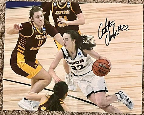 caitlin clark signed autographed  photo iowa hawkeyes basketball