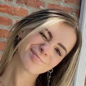 Kaitlyn Krems - Age, Family, Bio | Famous Birthdays