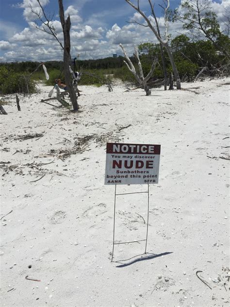 Snug Harbor Bay: Sanibel Island 2015 - Day 5