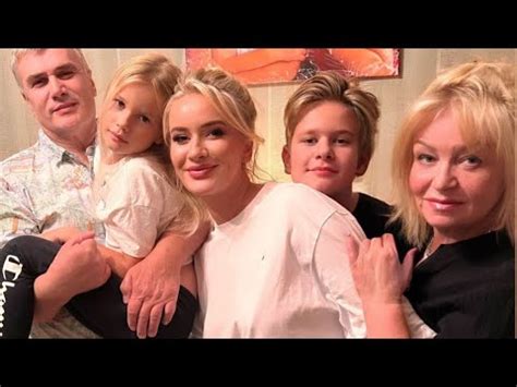 Лена Бушина в гостях у родителей//дом 2 - YouTube