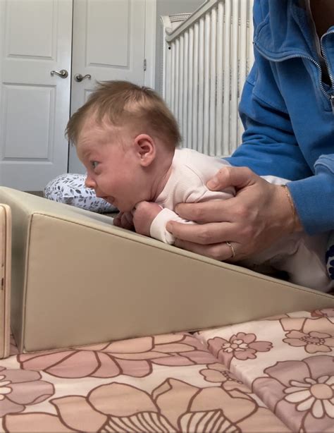 Infant Tummy Time Tips | Tips For Newborns and Beyond