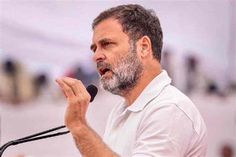 congress rahul gandhi pushes   women leaders  congress